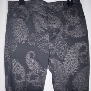 Chico's Gray Paisley Straight Leg Pants